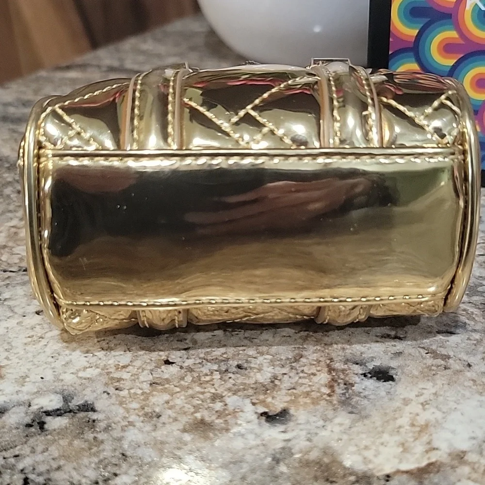 Kurt Guiger NWT kensington boston charm - Picture 5 of 7